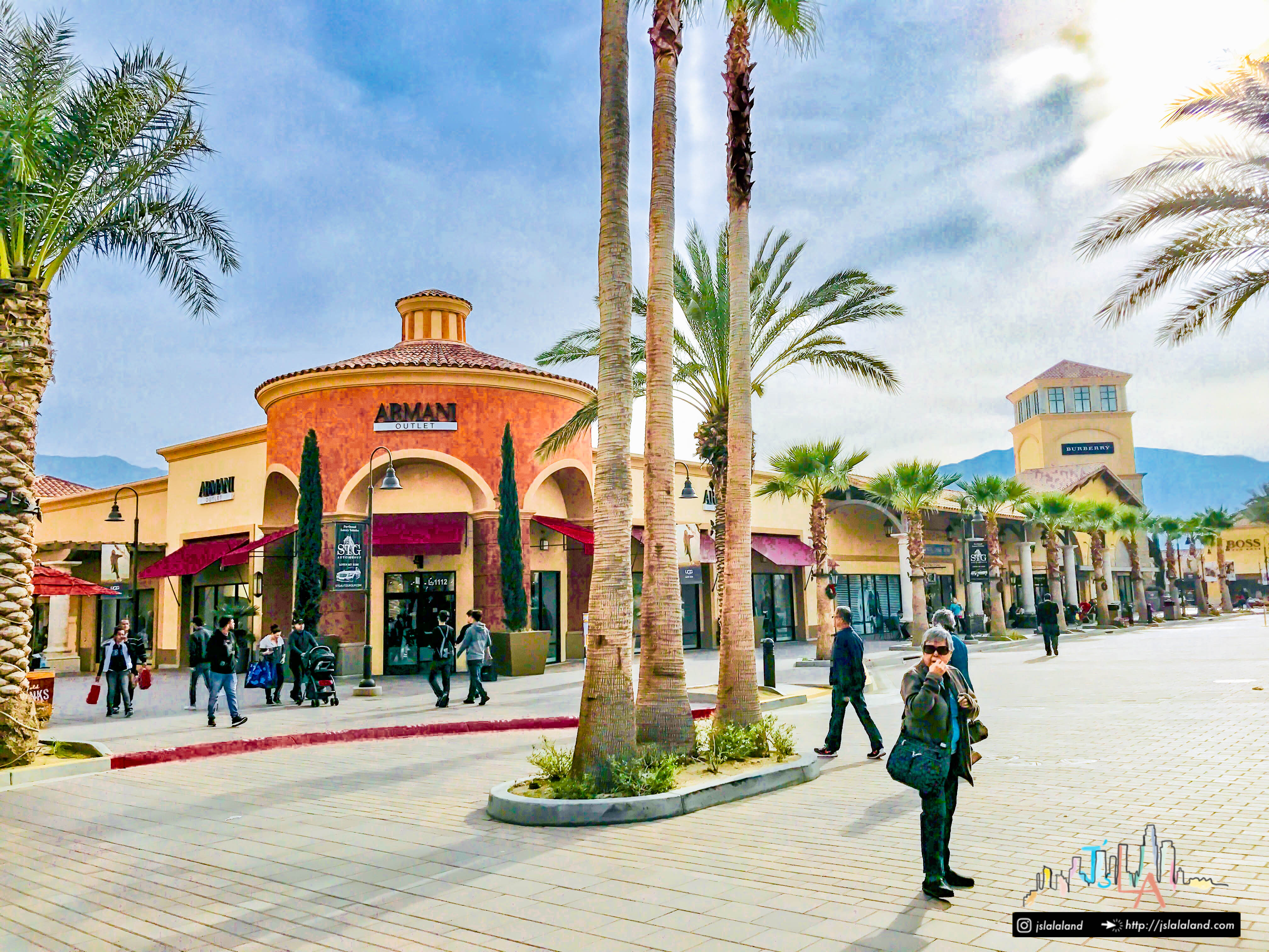 [ 時尚洛杉磯 ] 全加州最大、最好買、必逛的 Desert Hills Premium Outlets 逛街購物攻略 @ J&#39;s LA LA Land- 加州女孩J的LA時尚生活-加州洛杉磯 ...